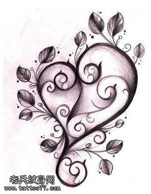 手稿唯美的爱心图腾纹身图案