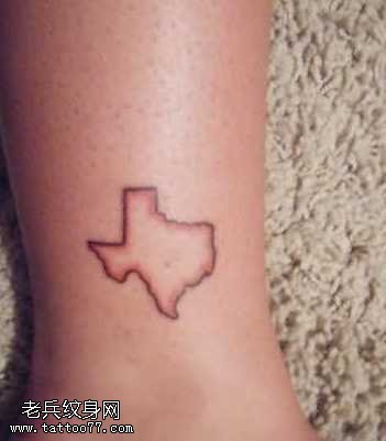 脚踝不规则的图腾纹身图案