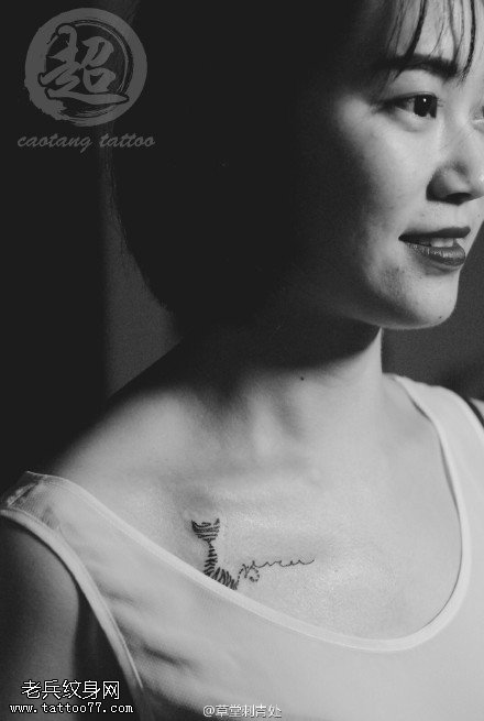 肩膀简单的动物纹身图案