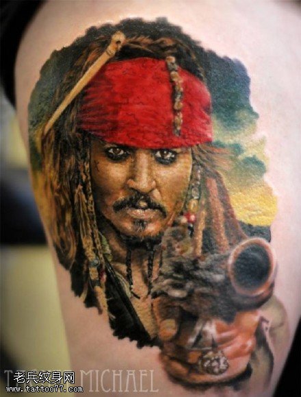 肩膀彩绘船长杰克纹身图案