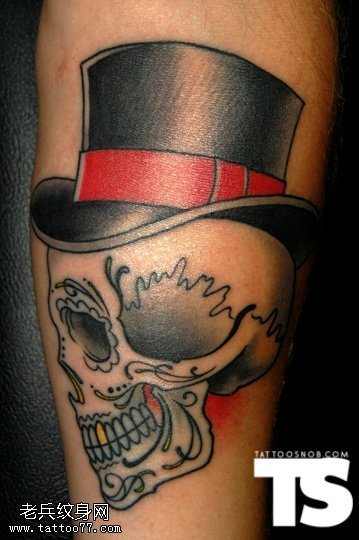 小腿礼帽骷髅纹身图案