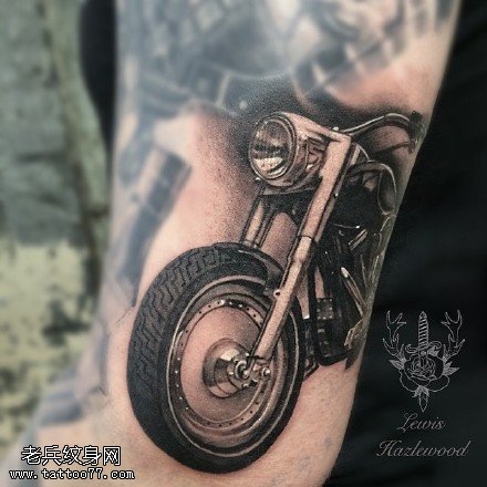 小腿的摩托车纹身图案
