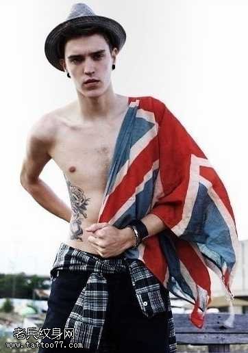 腰部独特图腾欧美纹身图案