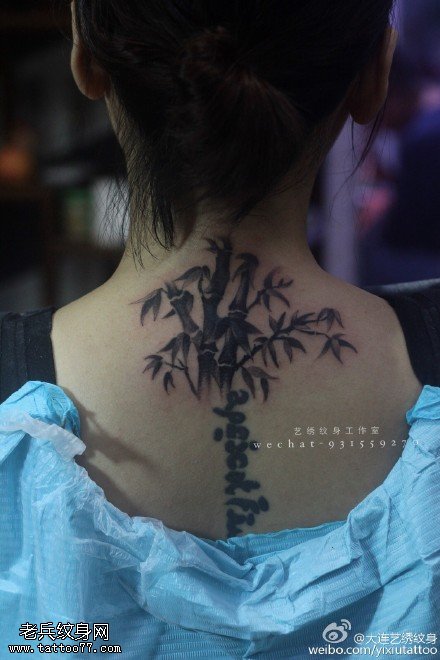 背部的竹林纹身图案