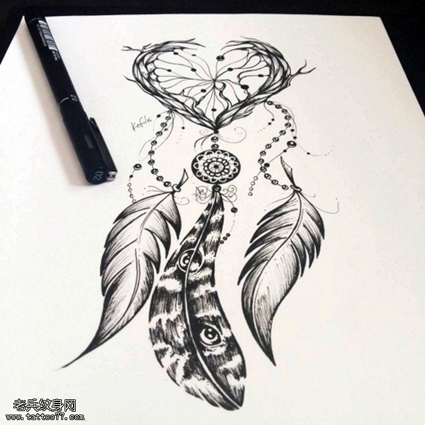 手稿的捕梦网纹身图案