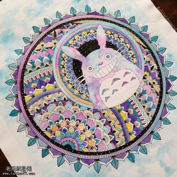 手稿彩色梵花龙猫纹身图案