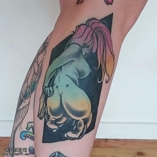 小腿不被虐的少女纹身图案