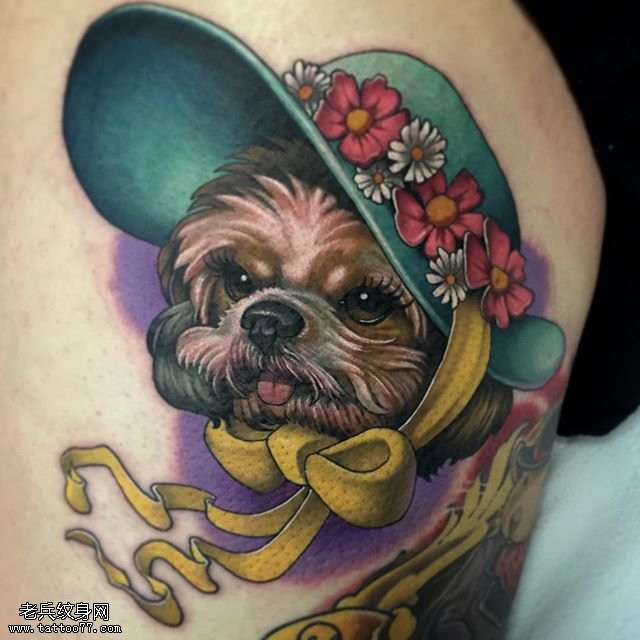 大腿部漂亮的狗狗纹身图案