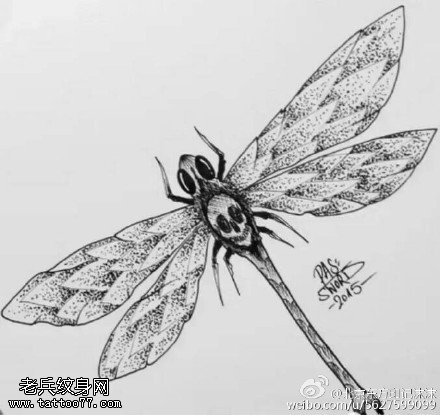 骷髅蜻蜓纹身图案