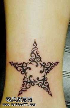 脚部漂亮小小图腾纹身图案