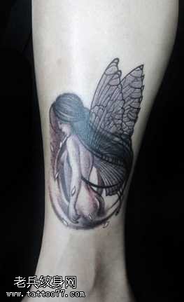腿部精灵精美纹身图案