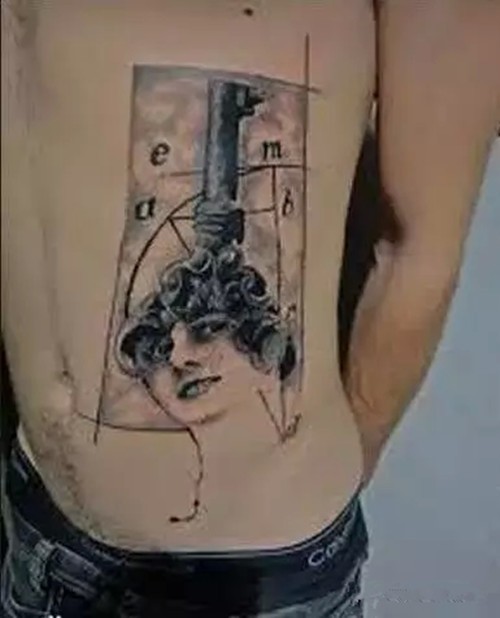 奇妙的抽象纹身