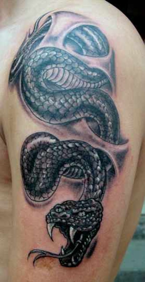 令人胆战心惊的蛇纹身