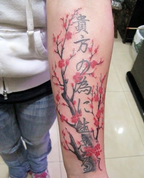 寒梅傲雪为君开  梅花纹身