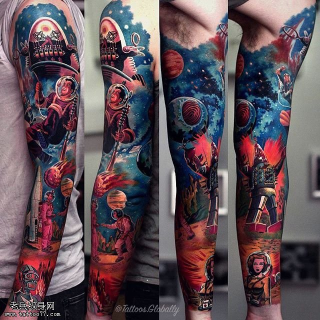 肩部星系太空纹身图案