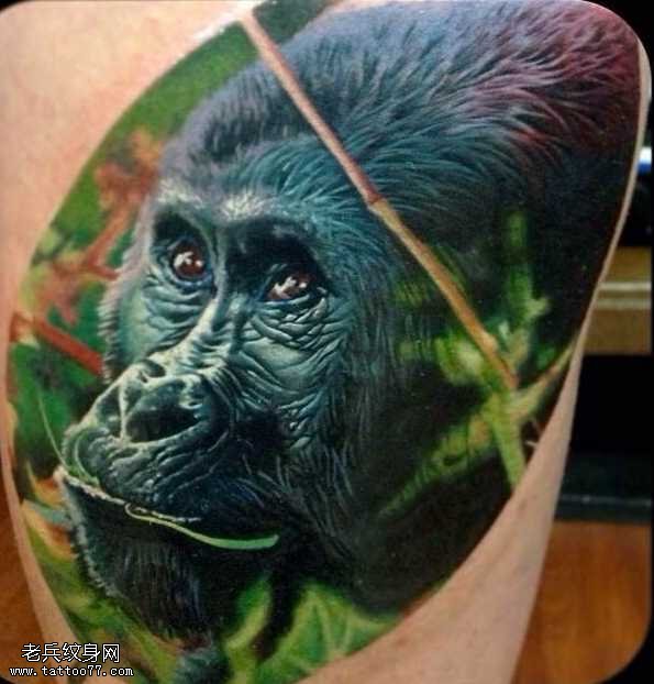 腿部大猩猩纹身图案