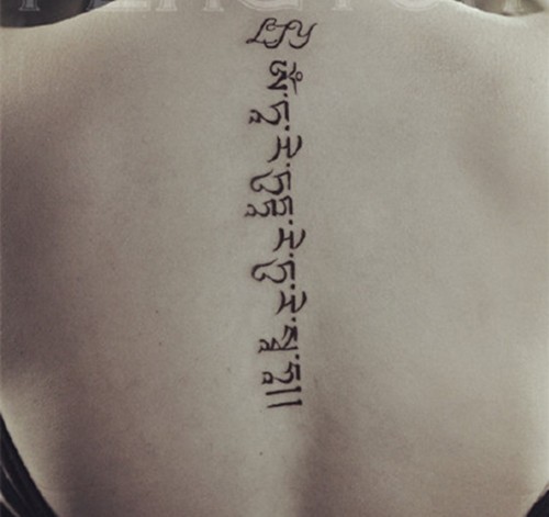 一组个性的经典梵文纹身