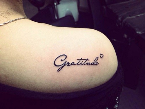 艺术英文字符纹身