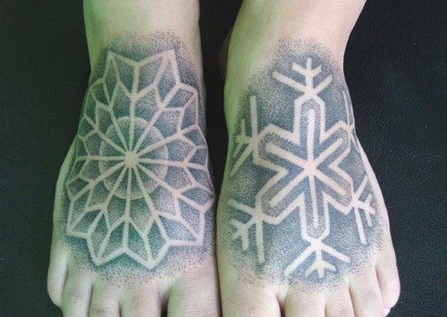 点刺纹身，特别复杂的纹身