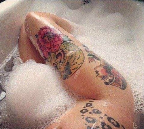 欧美大花腿纹身