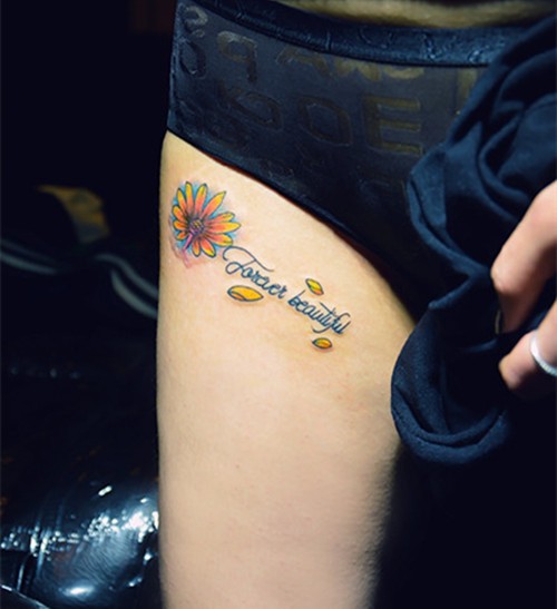 隐藏在心中的爱  浪漫小雏菊纹身