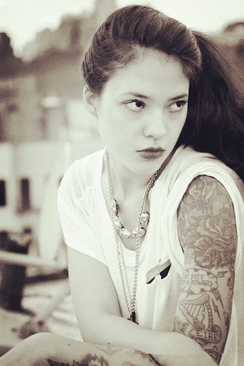 Ira Chernova  性感貌美的女纹身摄影师