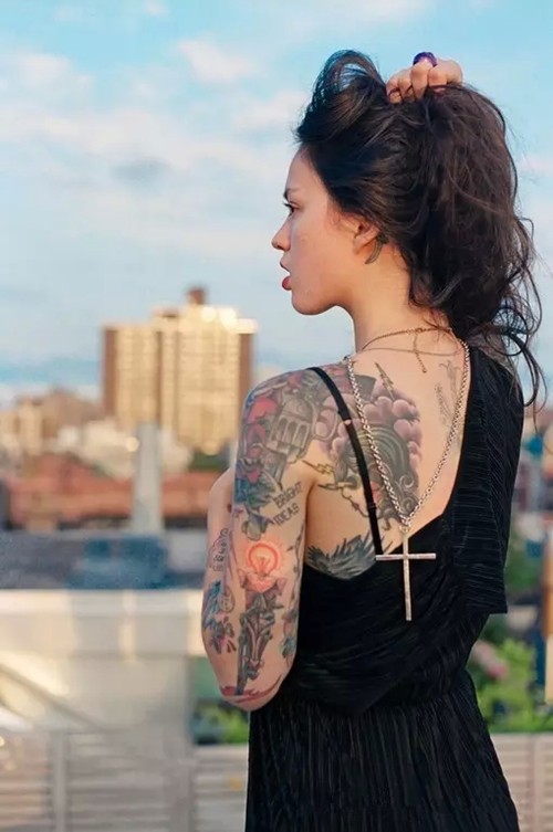 Ira Chernova  性感貌美的女纹身摄影师