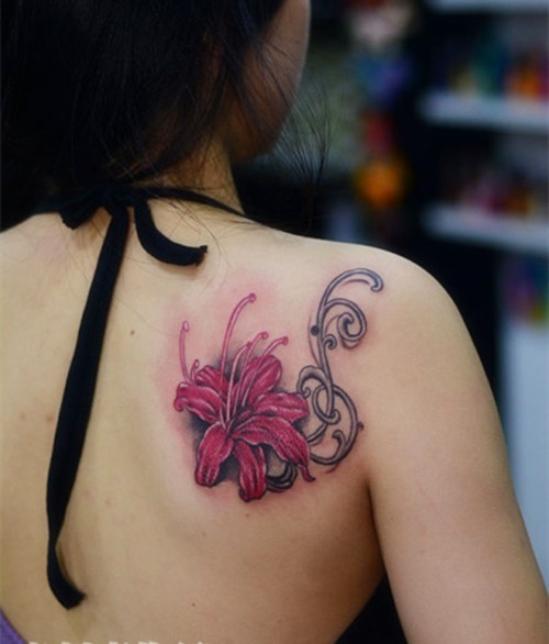 凄凉唯美的曼珠沙华纹身