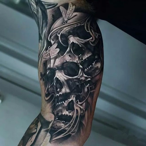 恐怖黑灰骷髅头纹身