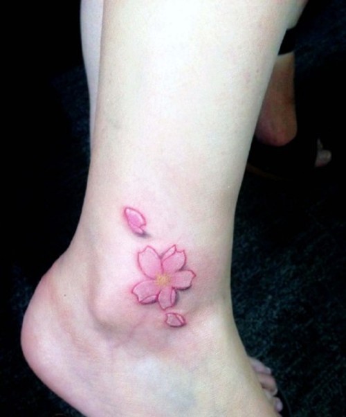 脚部唯美浪漫樱花纹身