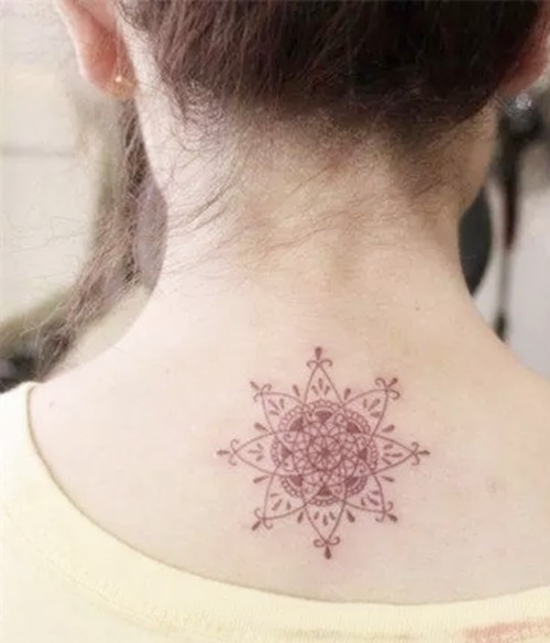 时尚个性梵花图腾纹身