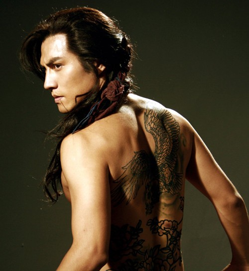 浪子燕青个性霸气纹身