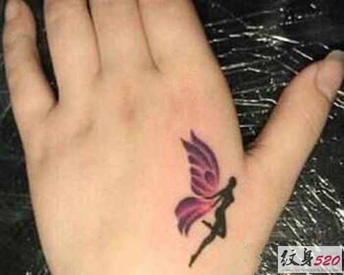 手部虎口蝴蝶纹身图案大全