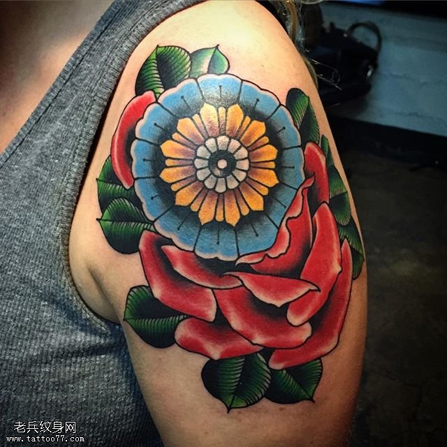 肩部玫瑰梵花纹身图案