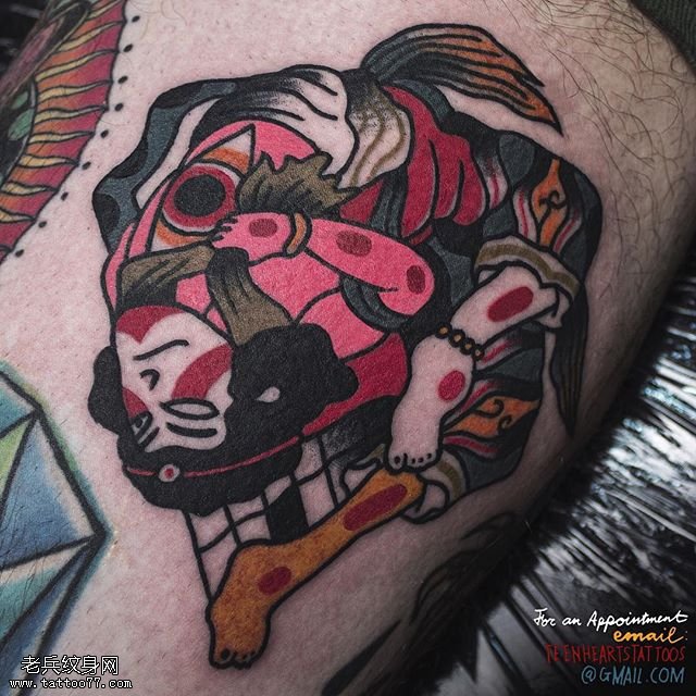 大腿的艺妓纹身图案