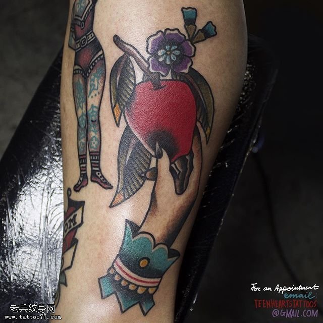 小腿的苹果纹身图案缩略频道推荐图
