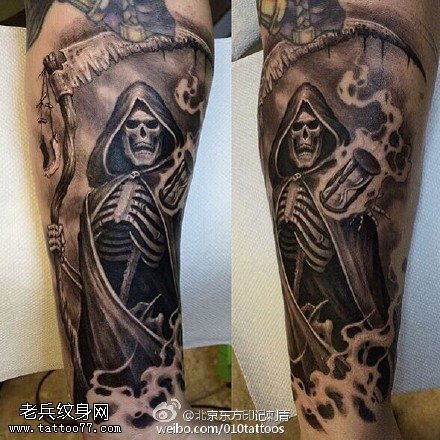 大腿骷髅沙漏纹身图案