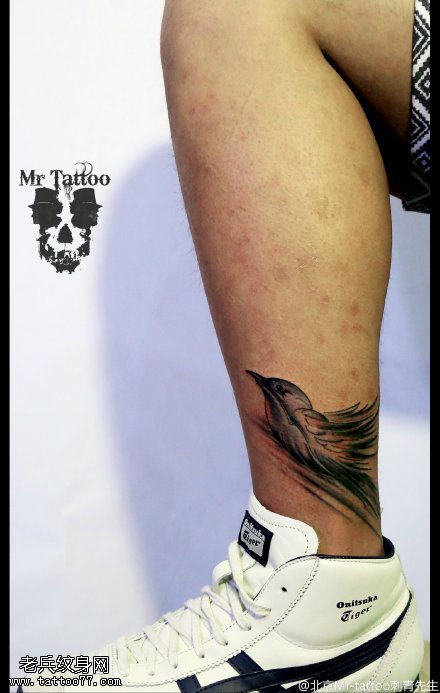 脚腕的鸟儿纹身图案