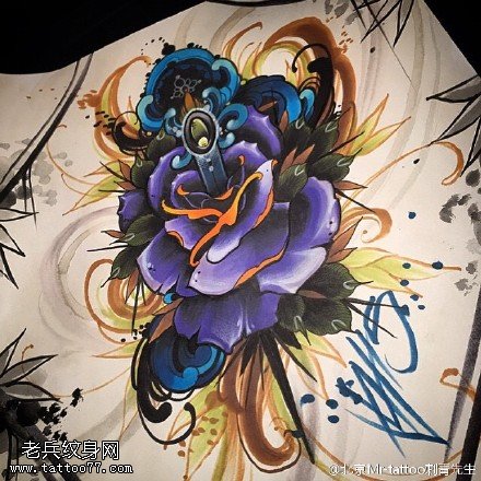 彩绘紫色玫瑰纹身图案