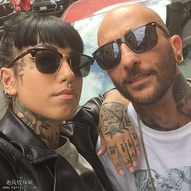 欧美时尚情侣纹身图案