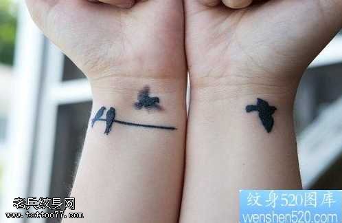 手臂小鸟图腾纹身图案
