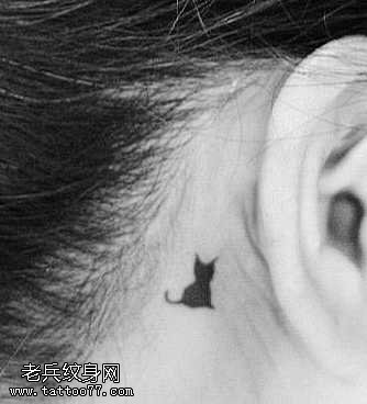 耳后猫咪纹身图案