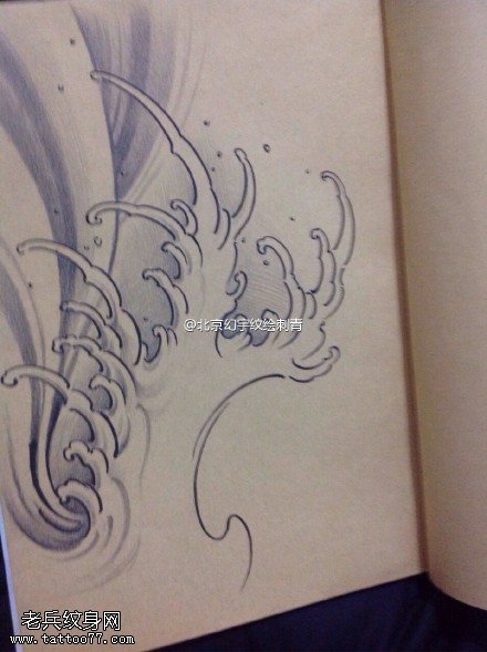 素描海浪纹身图案
