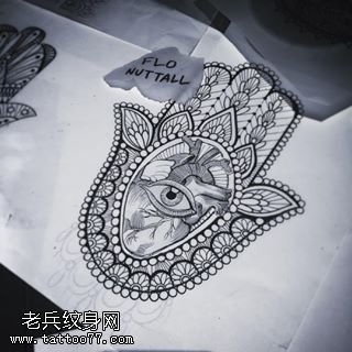 手稿手掌梵花纹身图案