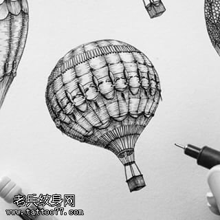 手稿的热气球纹身图案