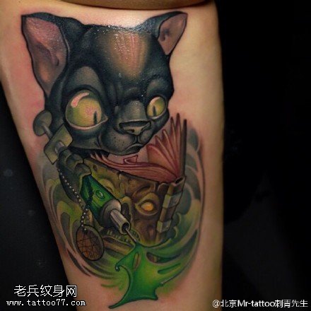 嘎巴拉大眼猫纹身图案