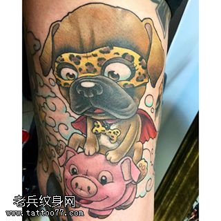 腿部的卡通狗狗纹身图案