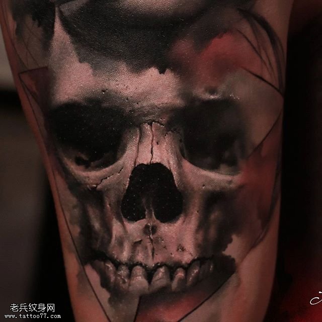 大腿3D水墨骷髅纹身图案