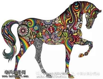 手稿花卉骏马纹身图案