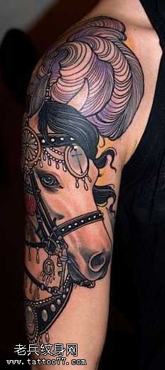 胳膊漂亮的马头纹身图案